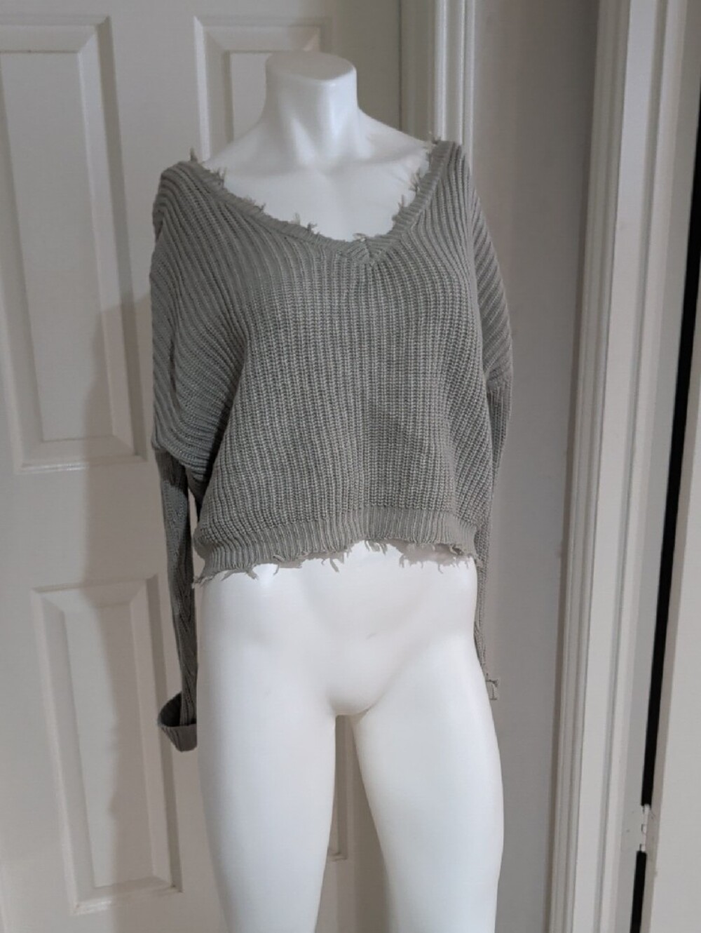 Moon & Madison Off-Shoulder Distressed Rib Knit Sweater-Mint Green Women's Small